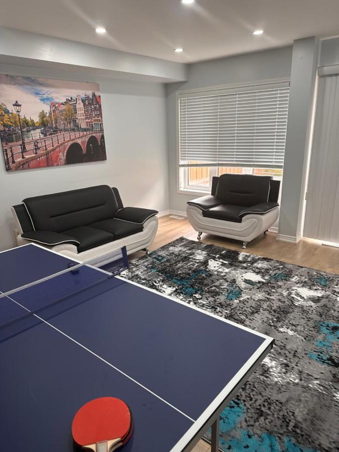 Cmoney Beautiful Home 2 Brampton Kültér fotó